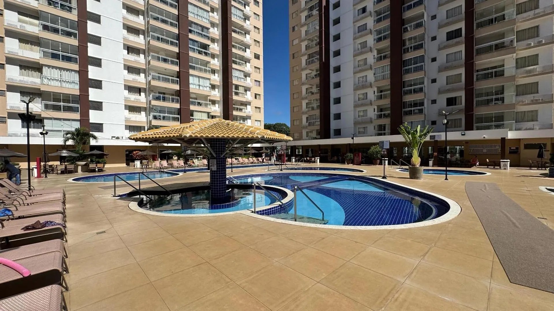 Residencial Gran Reserva Casa Da Madeira Caldas Novas Aparthotel